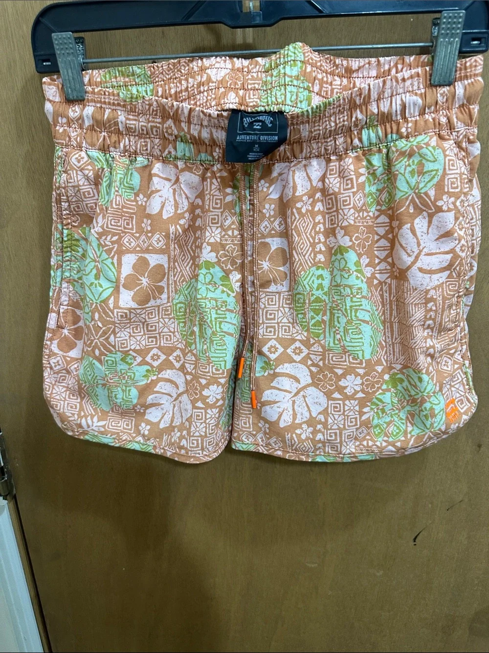 Billabong Orange and Mint Floral Elastic-Waist Women’s Shorts